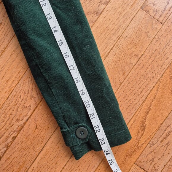 Green Corduroy Belted Jacket • Size 38 (S/M Fit) • Fully Lined - Picture 15 of 15